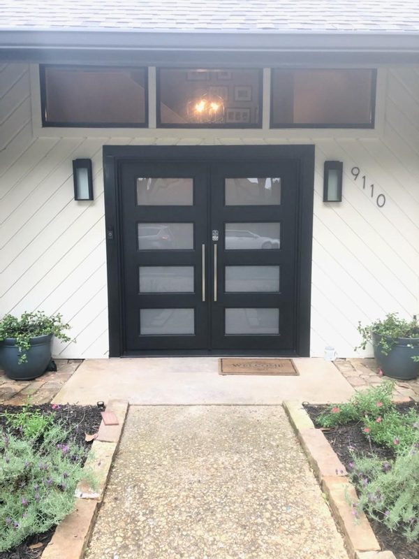 Front Door Installation in Haltom City, TX